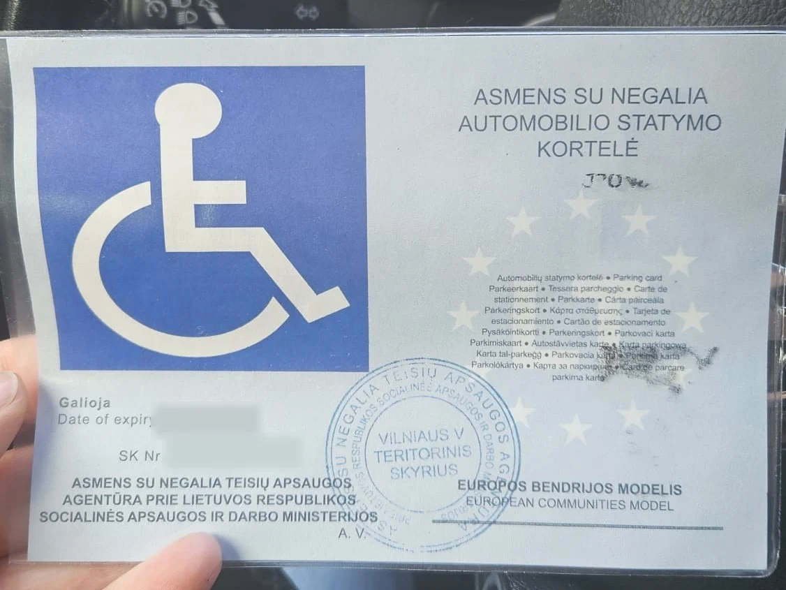 Asmens su negalia automobilio statymo kortelė